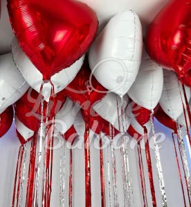 Красные и белые сердечки с гелием для потолка (LB-16012)